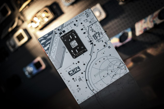火星电竞官网显卡易拆七彩虹CVN X870 ARK电竞主板即将开售(图2)